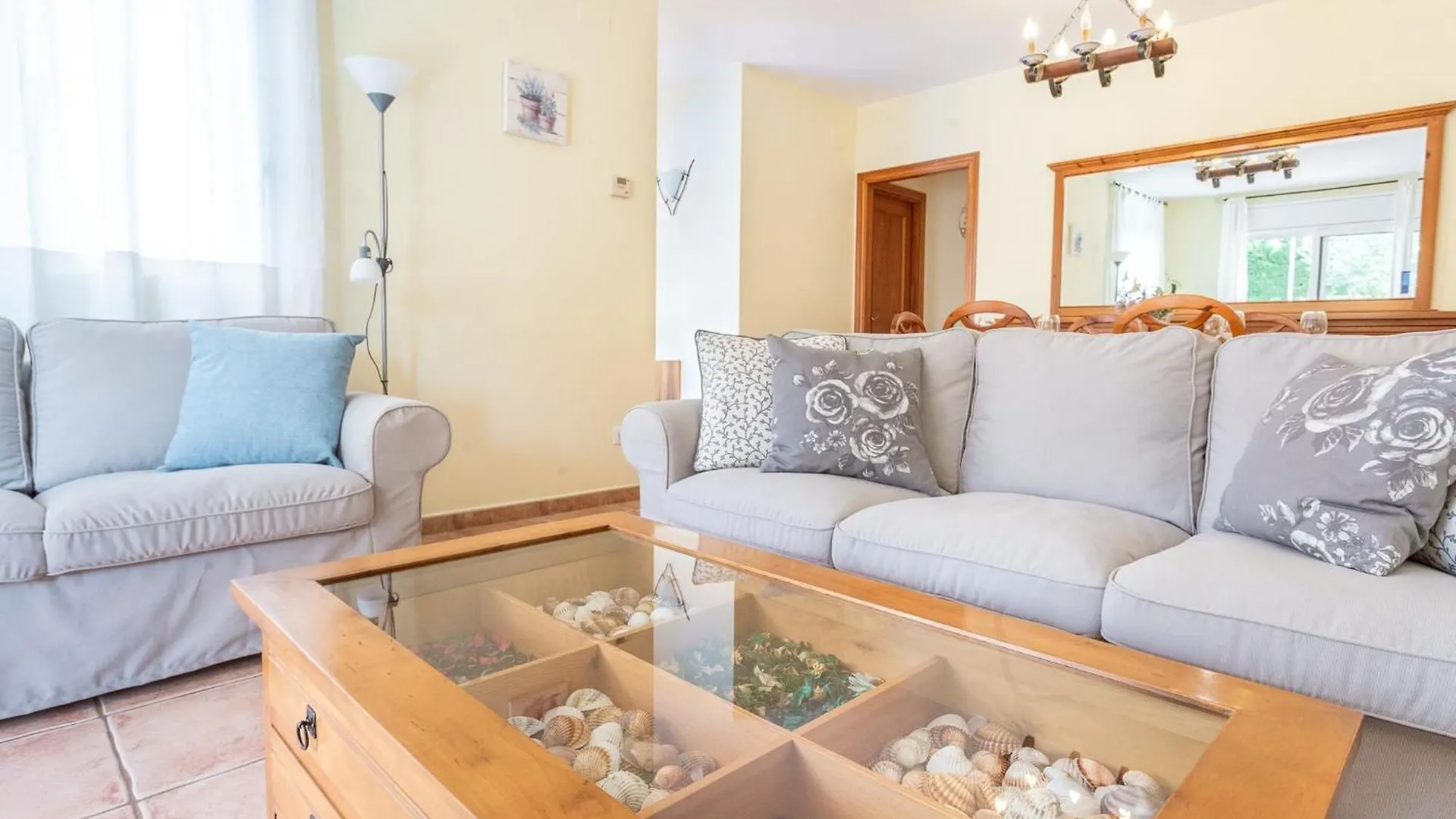 Casa Hermosa L' Escala 別荘